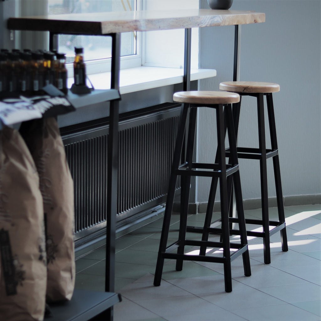 Metal Bar Stool with Wooden Seat Top