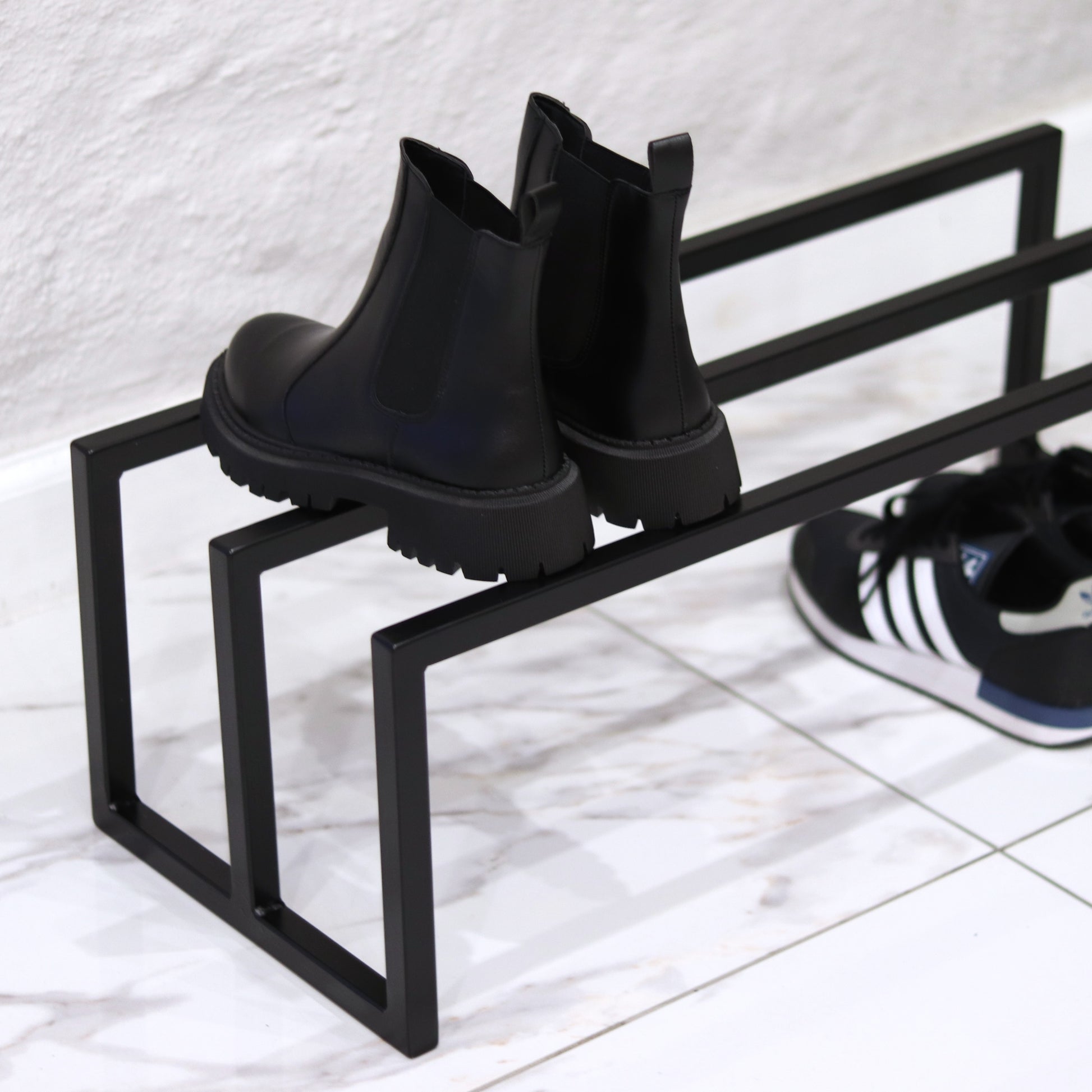 Powder-coated shoe rack for an entryway