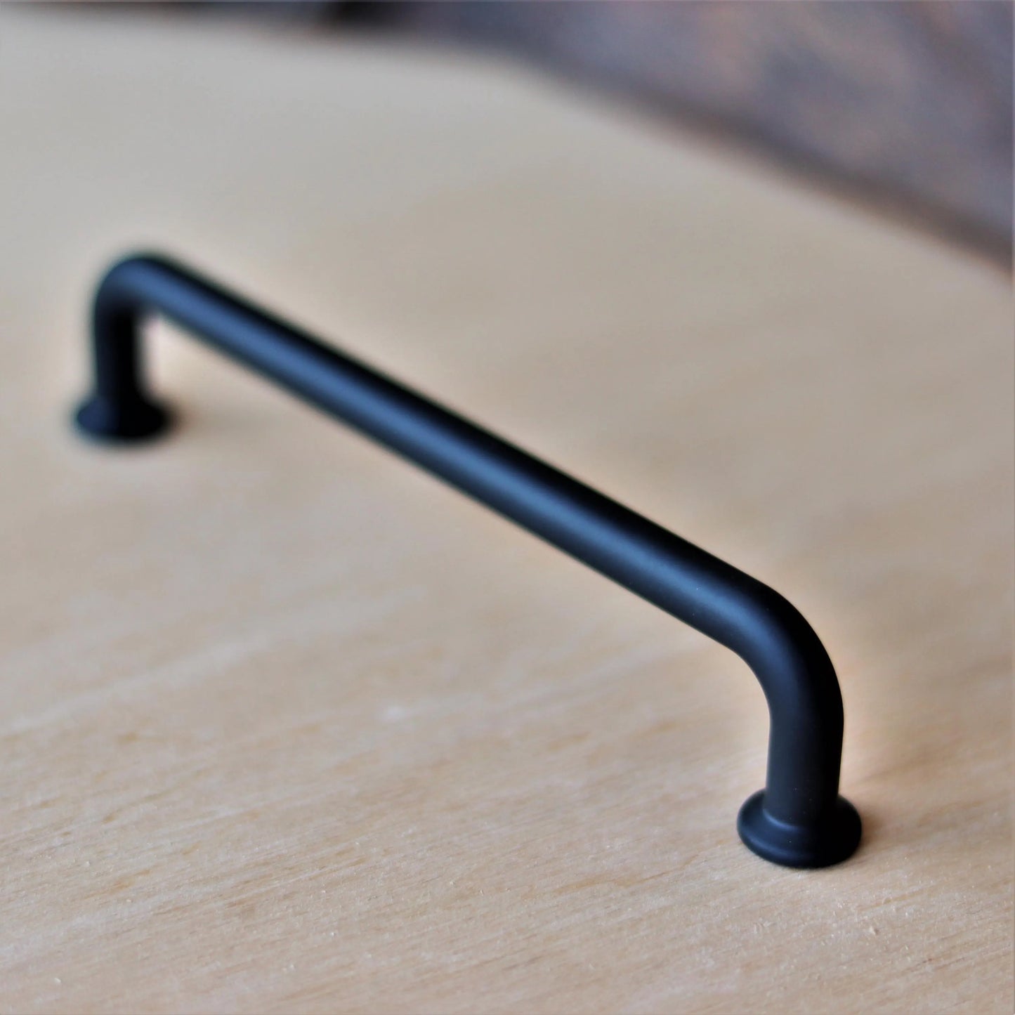 Modern Cabinet Pull Handle – Matte Black, Brushed Brass or Chrome | Custom Sizes